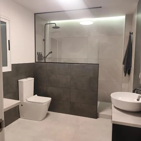 A 2 Minutos De La Playa - Casa Nova Apartament Puerto del Carmen (Lanzarote)